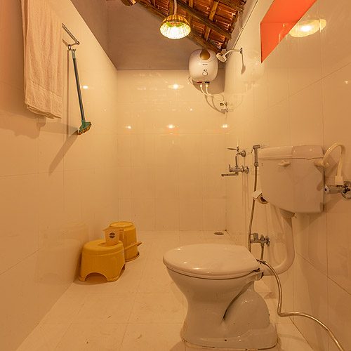 Vedika Hills View Homestay, Sabarvani 